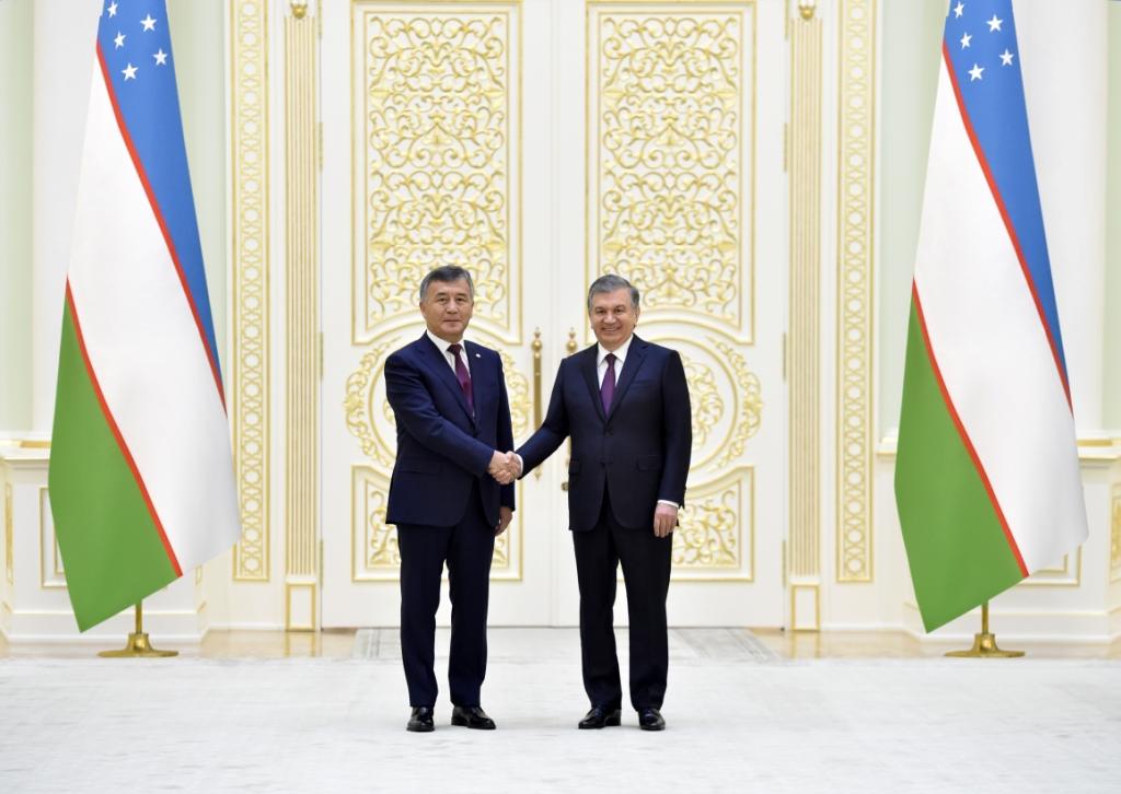 Шавкат Мирзиёев Ибрагим Джунусов